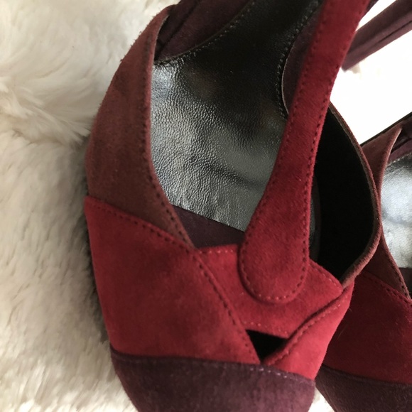 BNIB Gorgeous Burgundy/Wine Suede Fendi Platforms - Picture 4 of 8